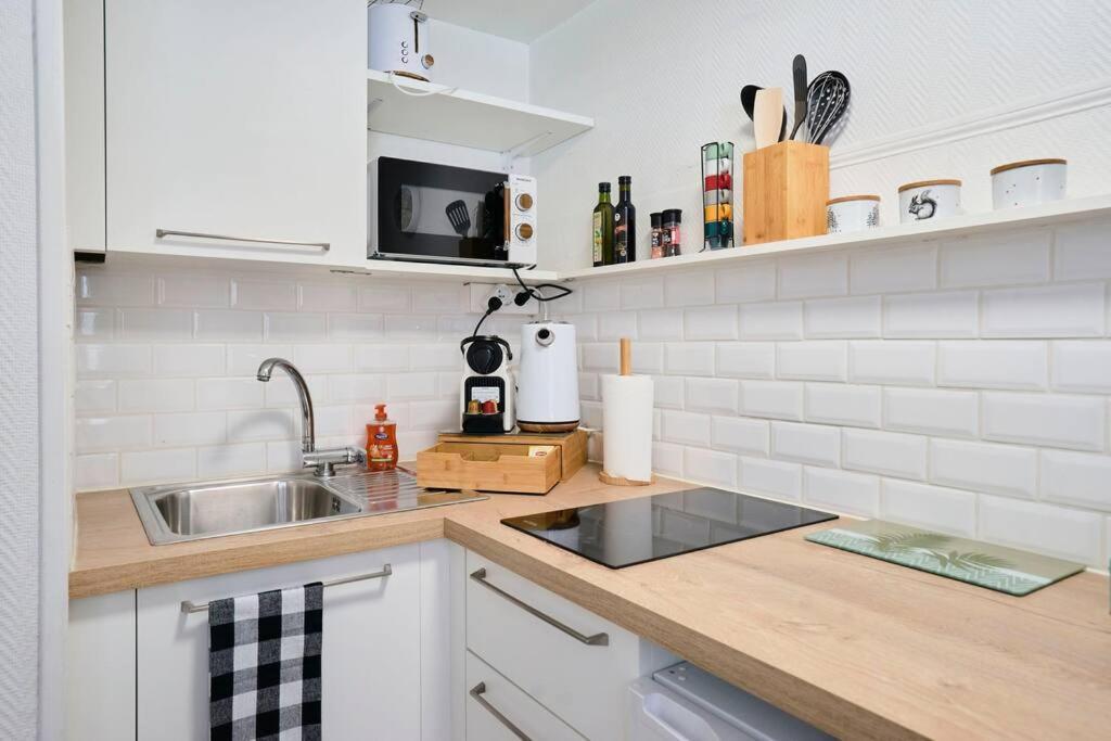 Studio Fonctionnel Au Coeur De Lille Avec Parking Екстериор снимка